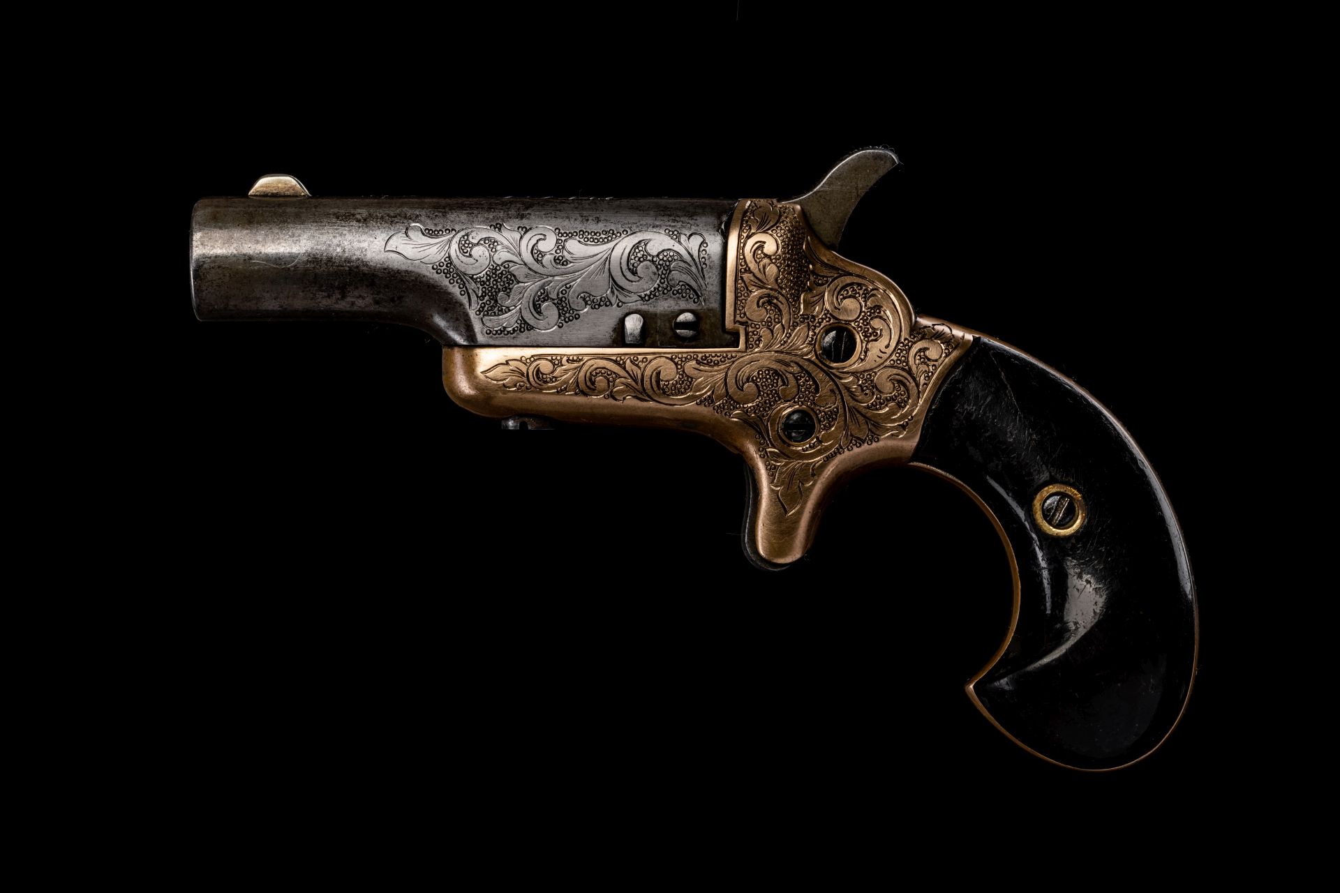 Gravírovaný Deringer Colt No.3